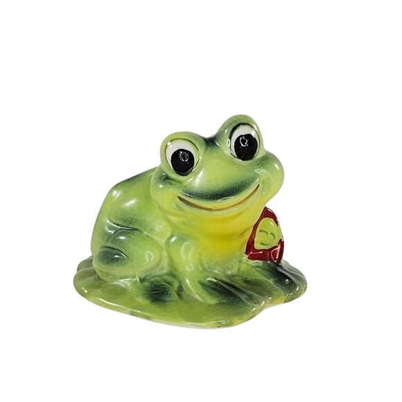 Vintage Josef Originals Ceramic Frog Figurine Lily Pad Red Flower - Picture 1 of 8